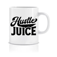 Lade das Bild in den Galerie-Viewer, Nahaufnahme der Tasse mit dem inspirierenden 'Hustle' Schriftzug - dein täglicher Motivations-Kick