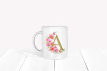 Lade das Bild in den Galerie-Viewer, Buchstabentasse Gold-Rosa Blumen