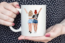 Lade das Bild in den Galerie-Viewer, Personalisierte Tasse von Wish Print mit Freundinnen in Halloween Outfit