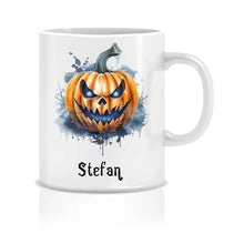 Lade das Bild in den Galerie-Viewer, Personalisierte Halloween Tasse von Wish Print mit einem Gruselkürbis