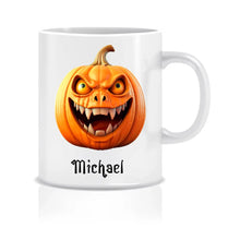 Lade das Bild in den Galerie-Viewer, Personalisierte Halloween-Tasse von Wish Print: Spukender Jack O' Laterne mit deinem Namen